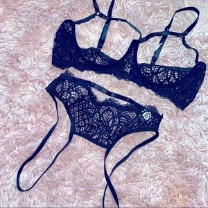 SHEIN black lingerie set